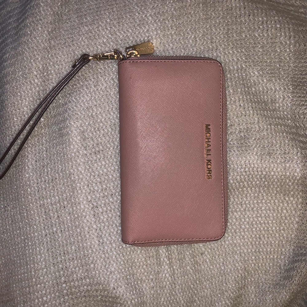 Wristlet